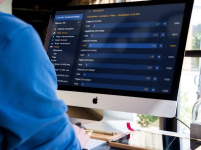 Dziesięć kolejek Ekstraklasy za nami. Kogo faworyzują bukmacherzy?