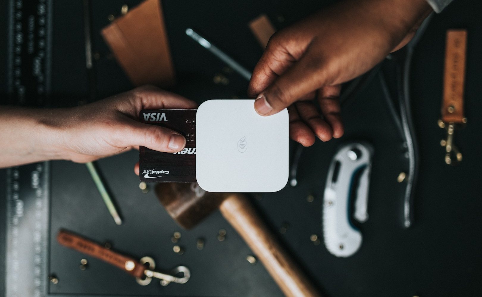 Formy płatności u legalnych bukmacherów | wpłaty i wypłaty