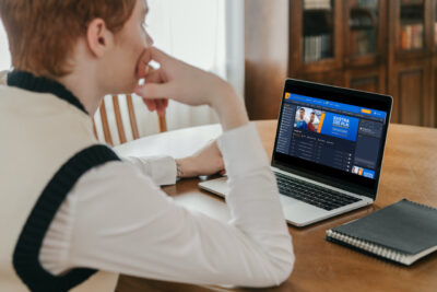 Jak grać u bukmachera STS? Poradnik obstawiania meczów