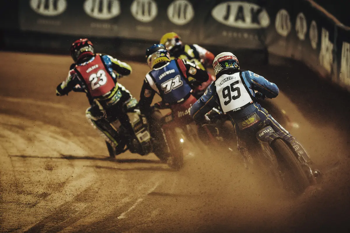 PGE Ekstraliga 2023. Skarb kibica żużla. Terminarz, składy i typy bukmacherów. Gdzie oglądać mecze?